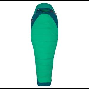 NEW MARMOT SLEEPING BAG